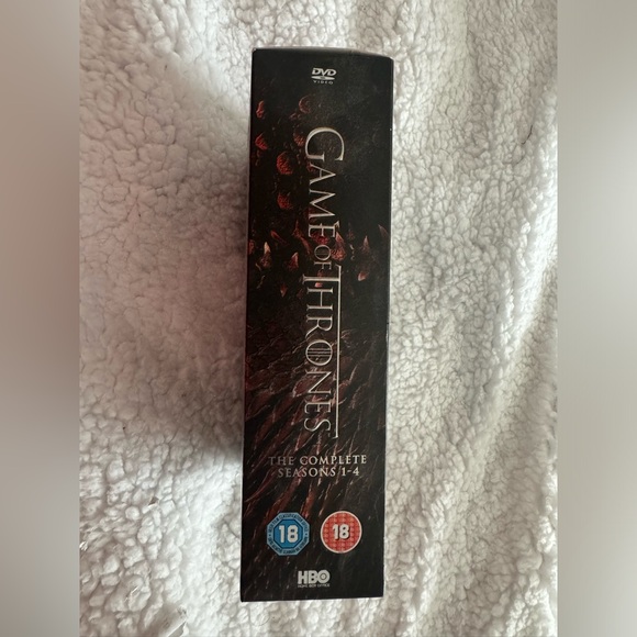 Game of Thrown’s Season 1-4 Brand New - Picture 2 of 7